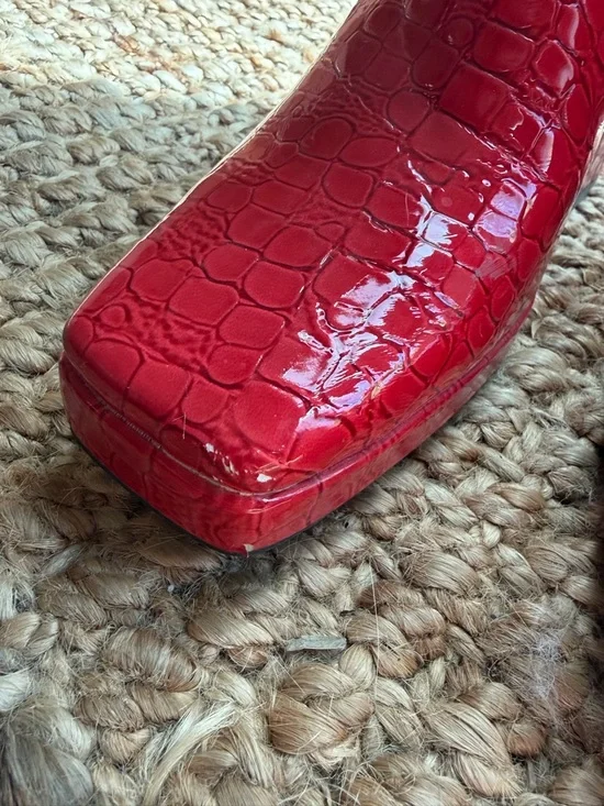 🍒 Nasty Gal Croc-Embossed Red Platform Block Heel Ankle Boots - Picture 3 of 7